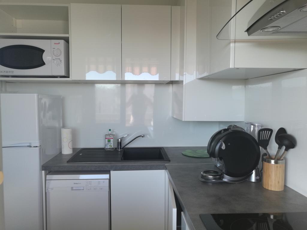 Sea Side Oceanides Apartment ฌวง-เลส์-แป็งส์ ภายนอก รูปภาพ