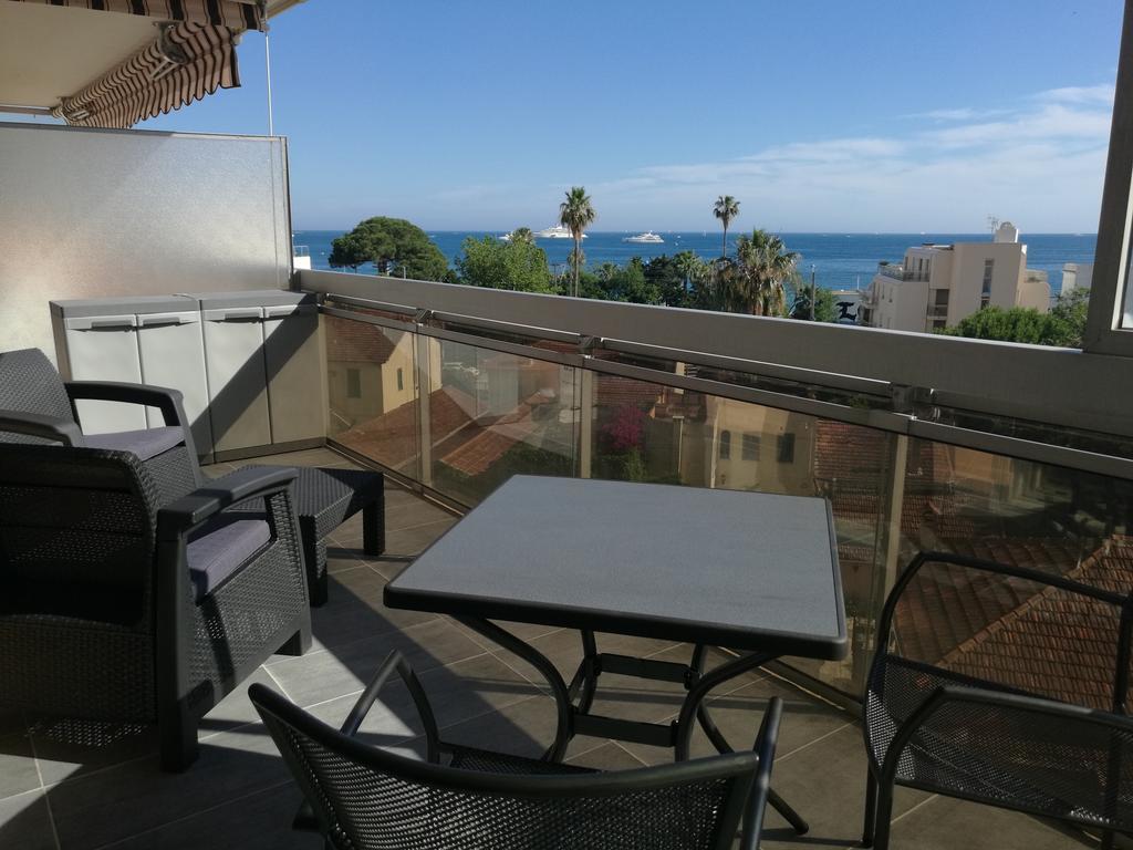 Sea Side Oceanides Apartment ฌวง-เลส์-แป็งส์ ภายนอก รูปภาพ